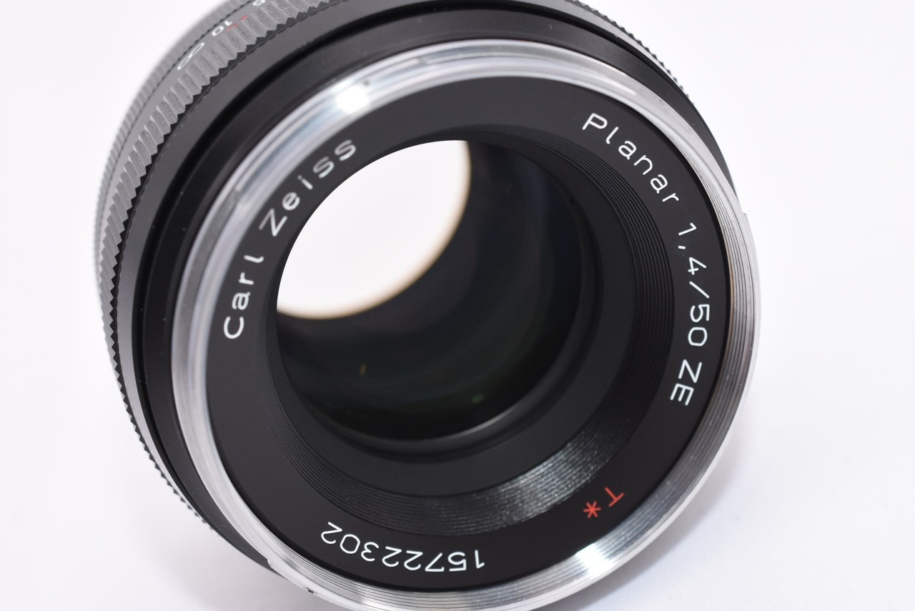 Carl Zeiss Planar T* F/1.4 50mm ZE マウント for Canon AF