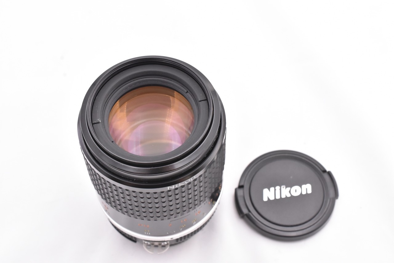 Ai-S NIKKOR 105mm F/2.8 MF