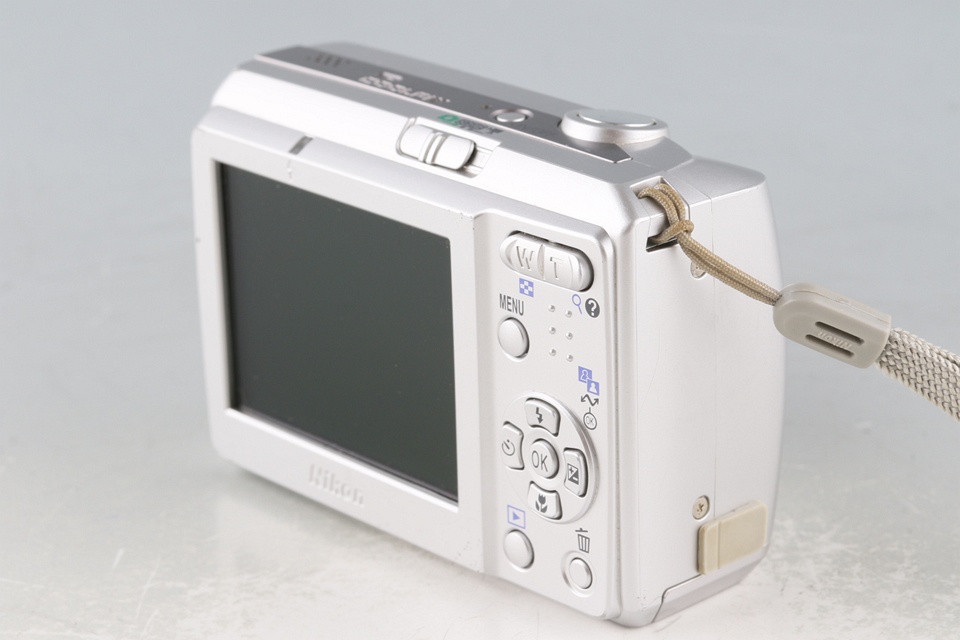 Nikon Coolpix L1 Digital Camera #45094I