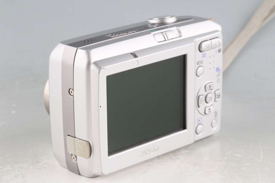 Nikon Coolpix L1 Digital Camera #45094I