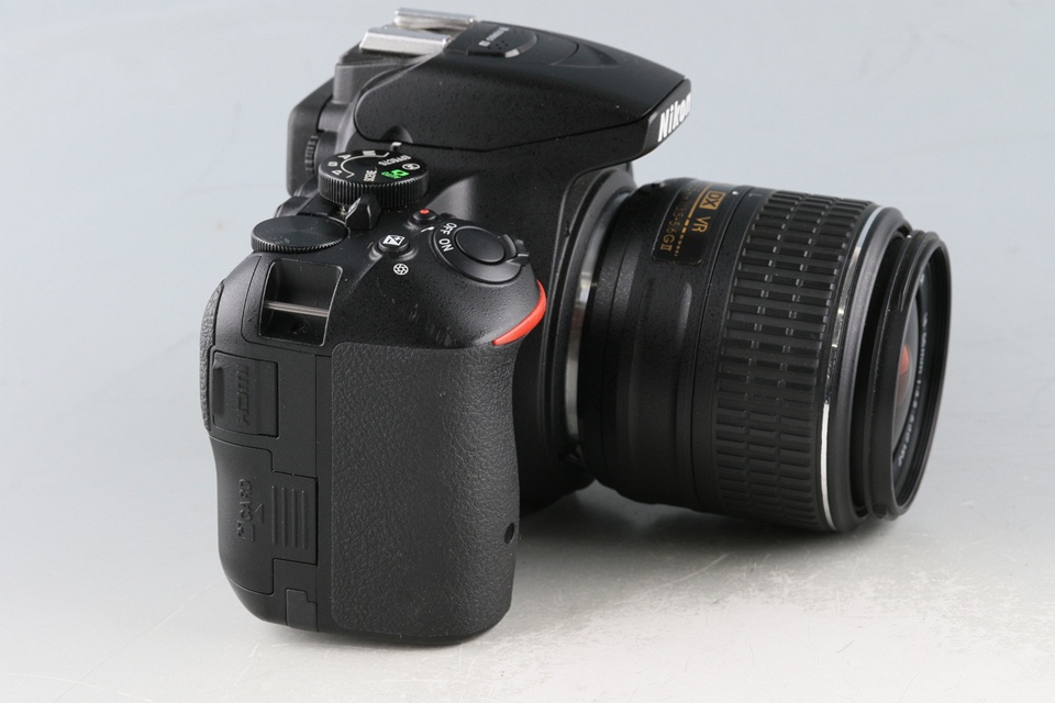 Nikon D5500 + AF-S DX Nikkor 18-55mm F/3.5-5.6G VR II Lens *Shutter Count:4775 #55671D8