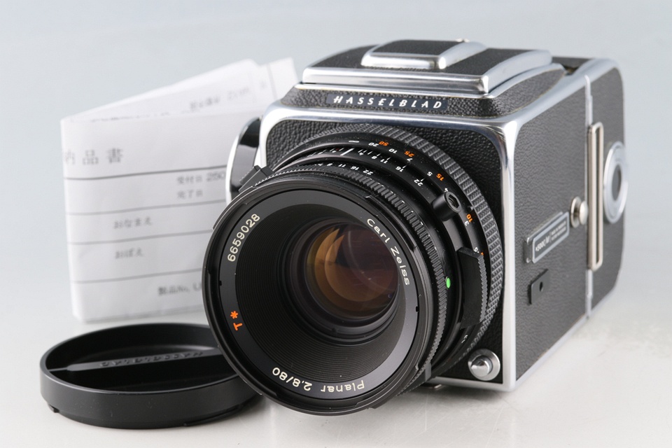 Hasselblad 500C/M + Carl Zeiss Planar T* 80mm F/2.8 CF Lens + A12 #58041E1