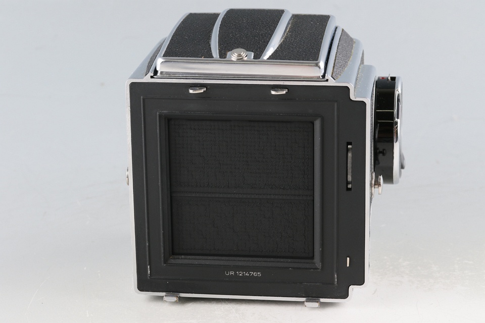 Hasselblad 500C/M + Carl Zeiss Planar T* 80mm F/2.8 CF Lens + A12 #58041E1