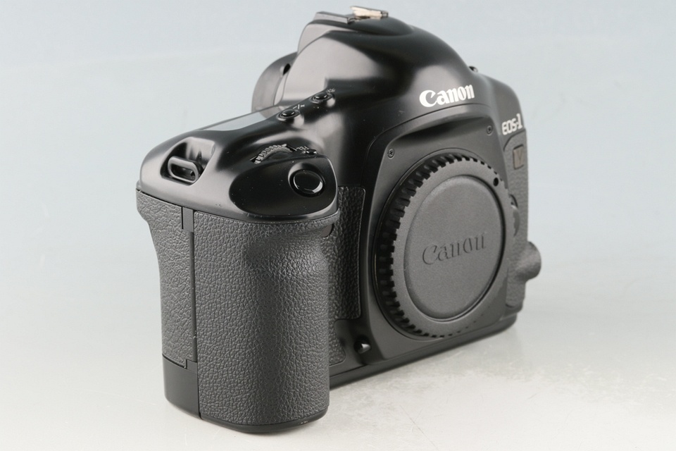 Canon EOS-1V 35mm SLR Film Camera #58529E1