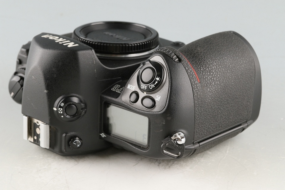 Nikon F6 35mm SLR Film Camera #58533E1
