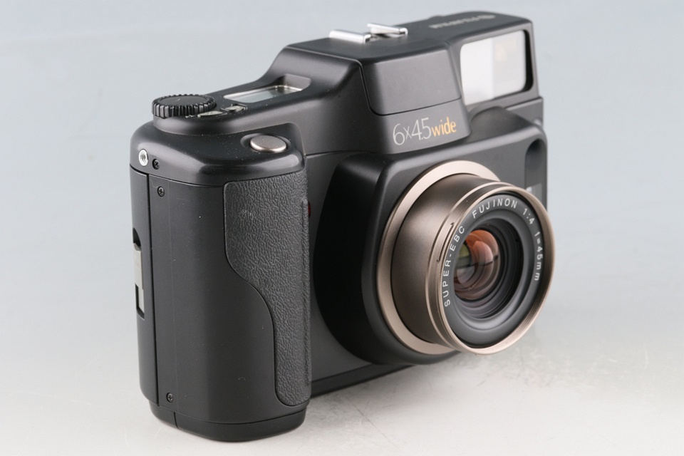 Fuji Fujifilm GA645W Medium Format Film Camera #58537E3
