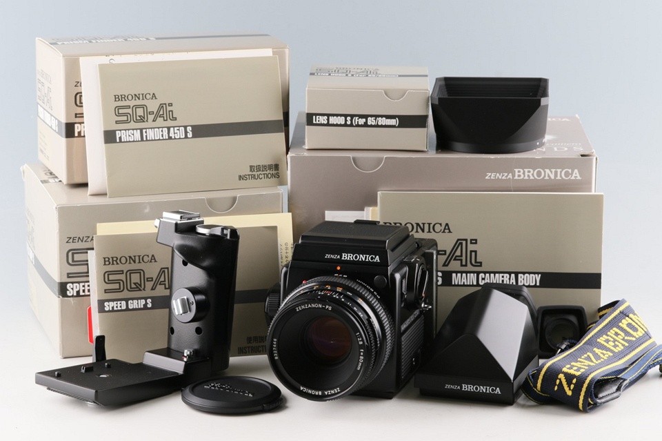Zenza Bronica SQ-Ai + Zenzanon-PS 80mm F/2.8 + Prism Finder 45D S + Waist Level Finder + Speed Grip 