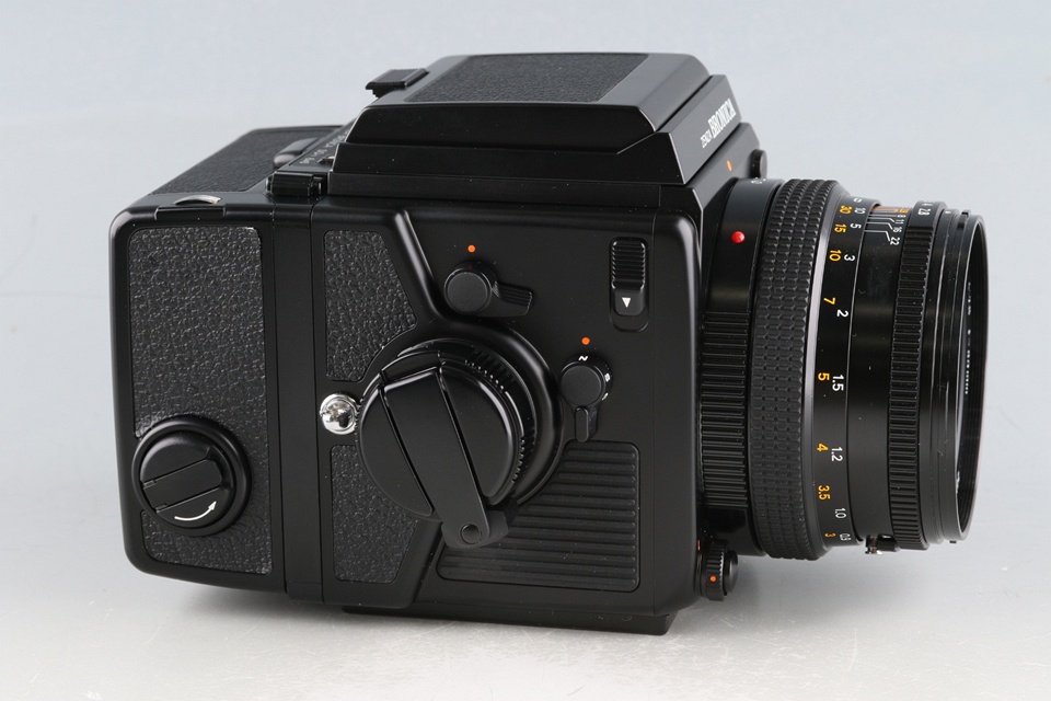 Zenza Bronica SQ-Ai + Zenzanon-PS 80mm F/2.8 + Prism Finder 45D S + Waist Level Finder + Speed Grip 