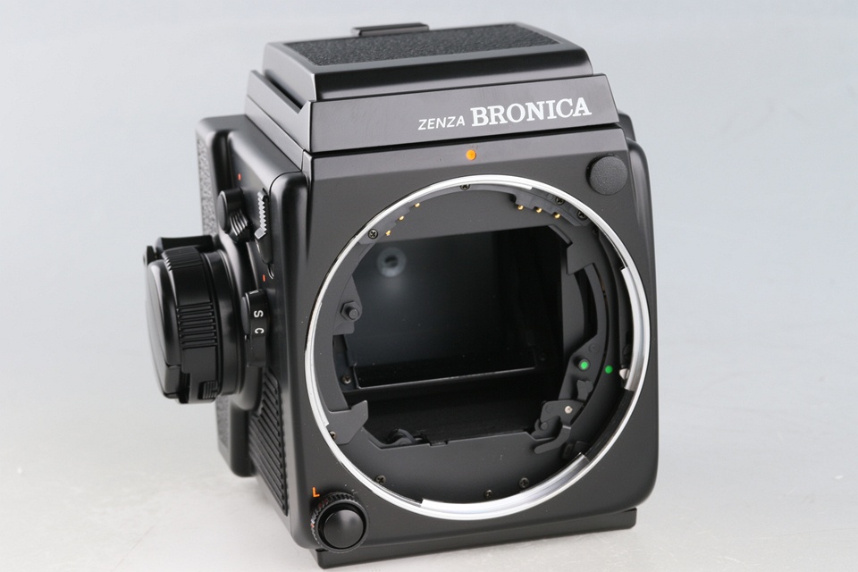 Zenza Bronica SQ-Ai + Zenzanon-PS 80mm F/2.8 + Prism Finder 45D S + Waist Level Finder + Speed Grip 