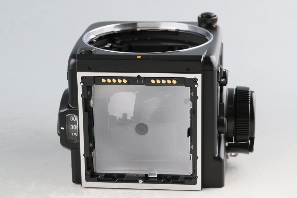 Zenza Bronica SQ-Ai + Zenzanon-PS 80mm F/2.8 + Prism Finder 45D S + Waist Level Finder + Speed Grip 