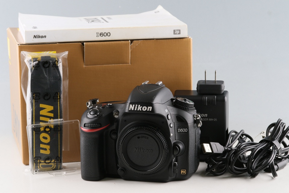 Nikon D600 Digital SLR Camera With Box *Shutter Count:2719 #58672L4