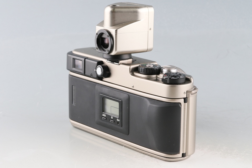 Fujifilm TX-1 + Super-EBC Fujinon 30mm F/5.6 Lens + Center Filter ND-3X + Lens Hood #58909D4