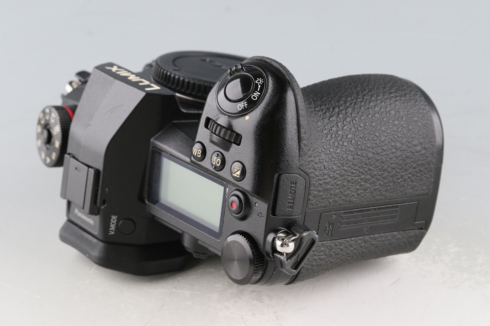 Panasonic Lumix DC-G9 Mirrorless Digital Camera With Box #58982L6