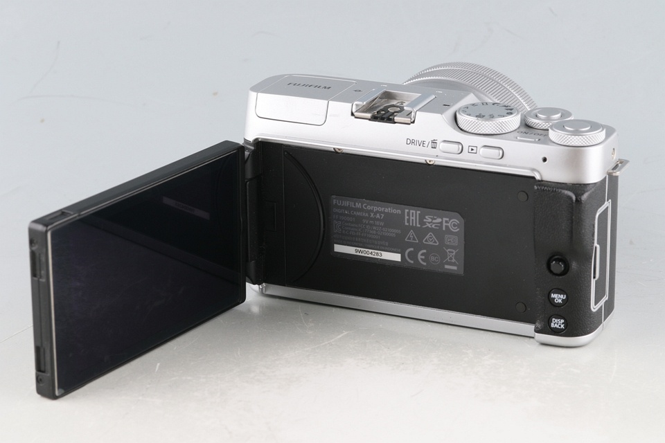 Fujifilm X-A7 + Fujinon XC 15-45mm F/3.5-5.6 OIS PZ Lens #59086E4