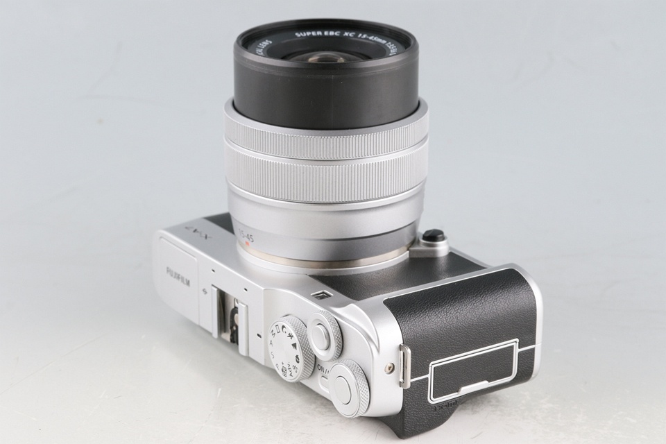 Fujifilm X-A7 + Fujinon XC 15-45mm F/3.5-5.6 OIS PZ Lens #59086E4