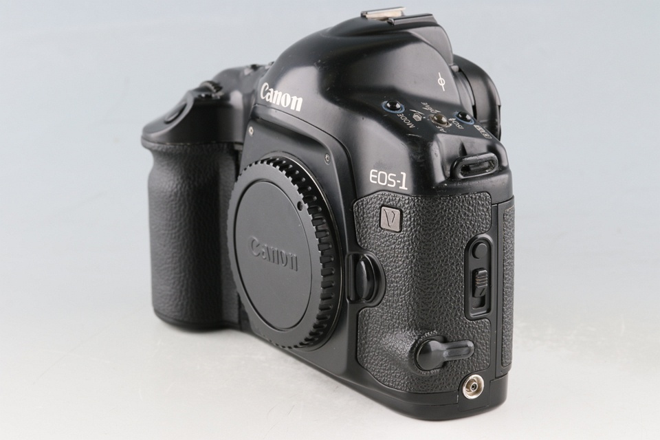 Canon EOS-1V 35mm SLR Film Camera #59233E3