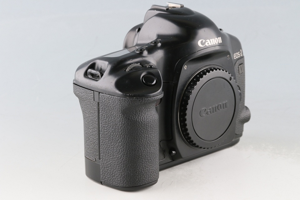 Canon EOS-1V 35mm SLR Film Camera #59233E3
