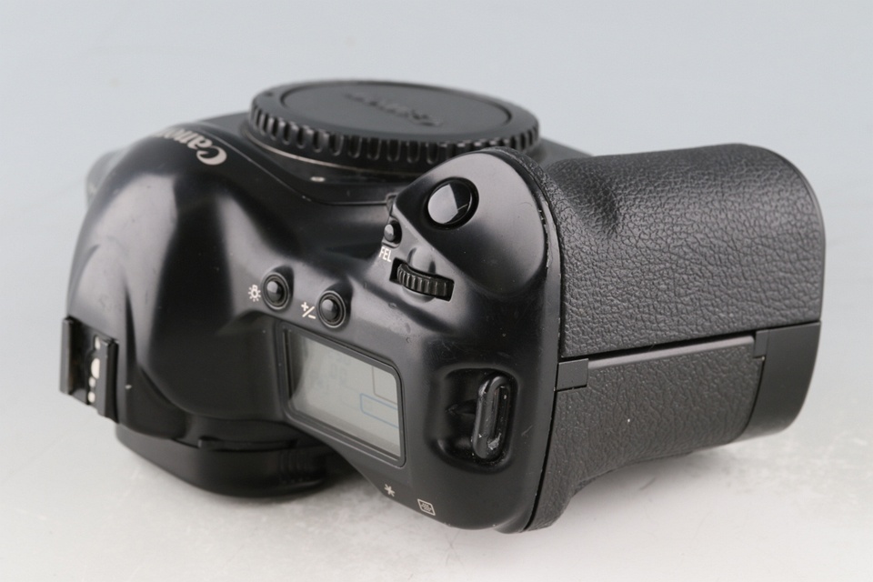 Canon EOS-1V 35mm SLR Film Camera #59233E3