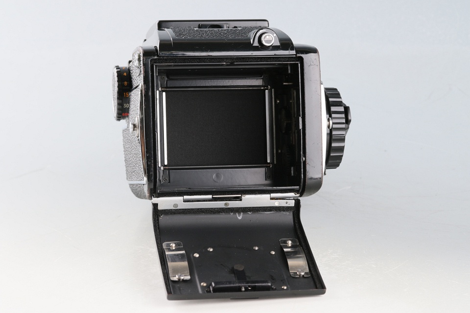 Mamiya M645 + Mamiya-Sekor C 80mm F/1.9 Lens #59234M3
