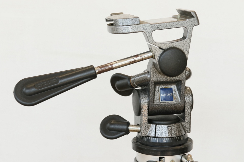 Gitzo G312 Tripod + G1372 Head #59317H