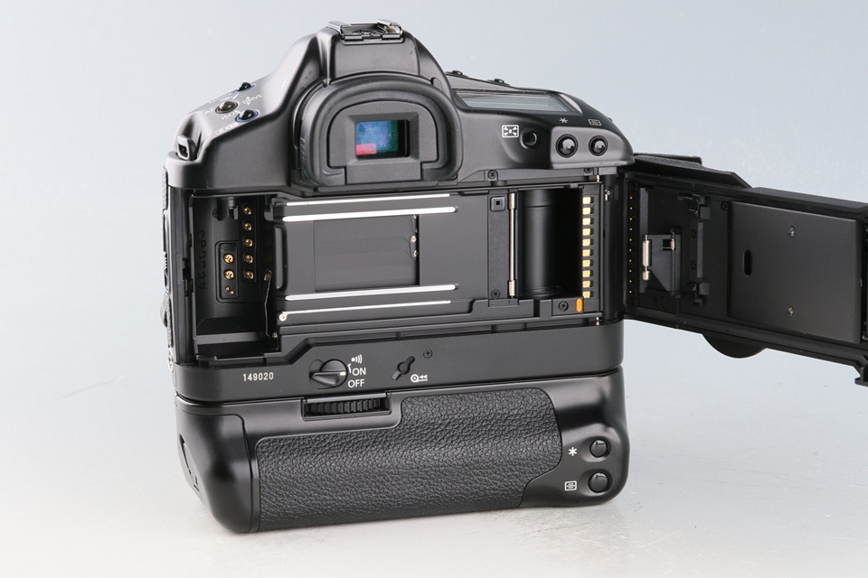 Canon EOS-1V HS 35mm SLR Film Camera #59480E4