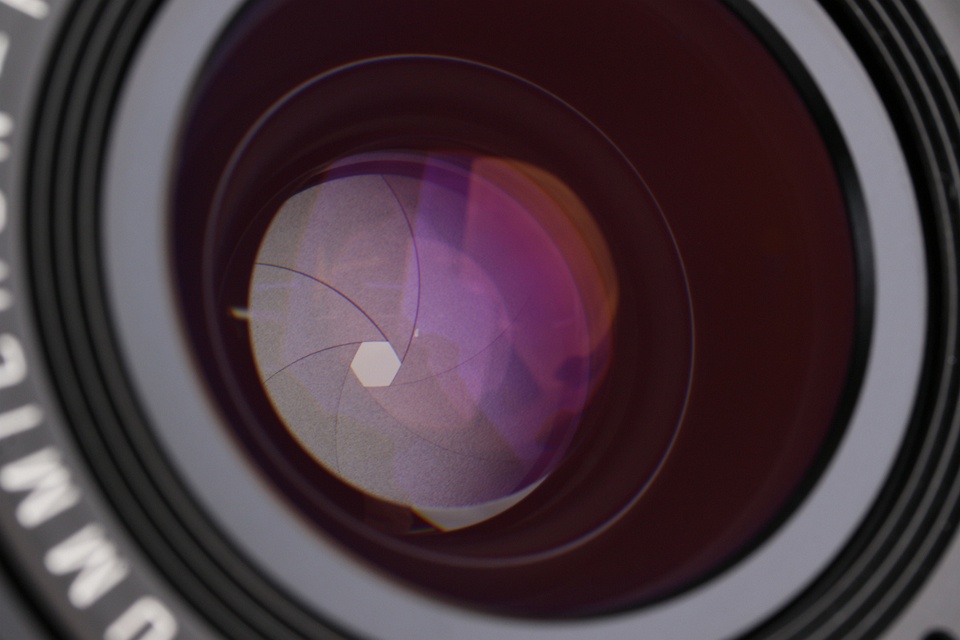 Leica Leitz Summicron-R 35mm F/2 ROM Lens for Leica R #59483T