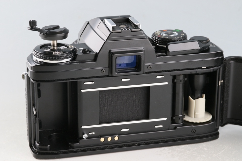 Minolta X-700 + MD 50mm F/1.7 Lens #59583D3