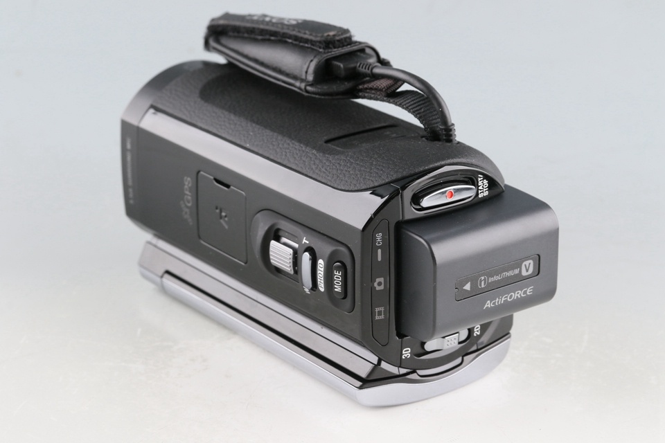 Sony HDR-TD20V Handucam With Box *Japanese version only* With Box #59601L2