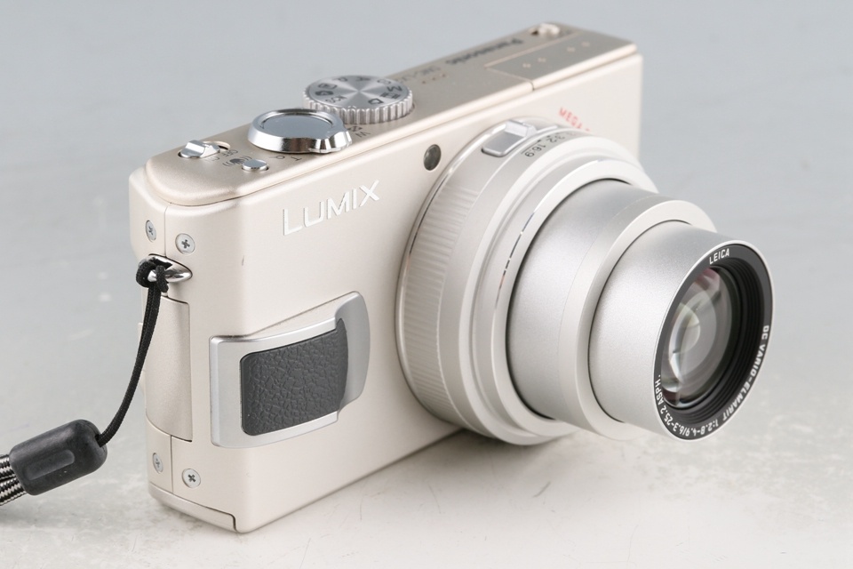 Panasonic Lumix DMC-LX2 Digital Camera With Box #59651L8