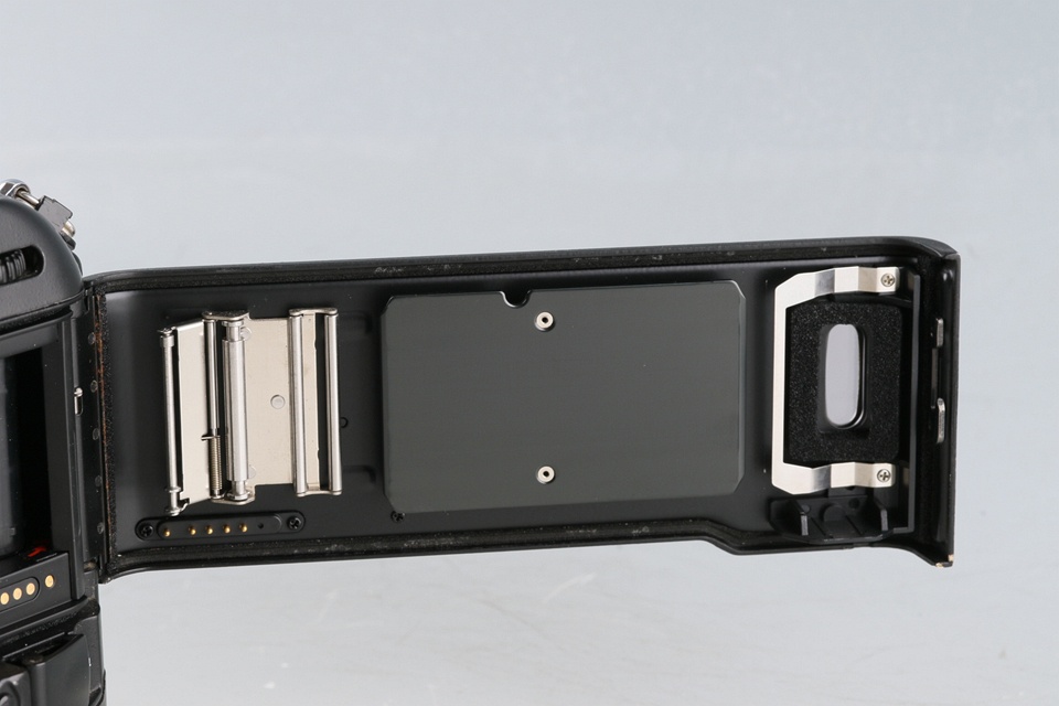 Nikon F5 35mm SLR Film Camera #59674E4