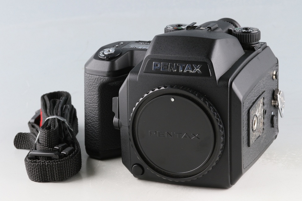 Pentax 645N II Medium Format Film Camera #59727E3