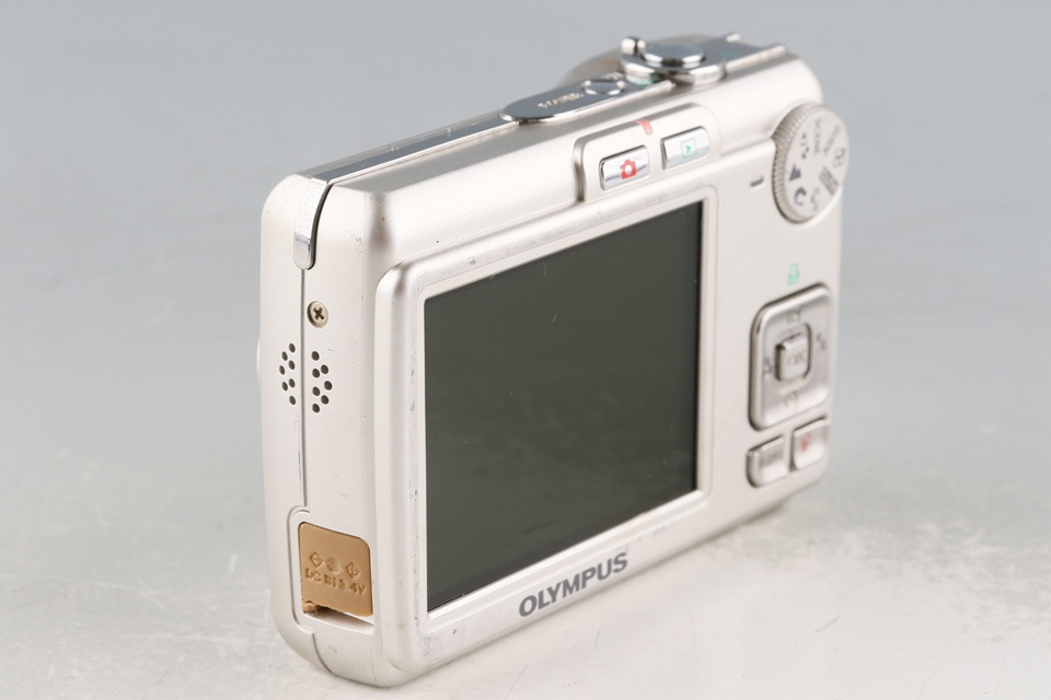 Olympus Camedia FE-270 Digital Camera #59844I