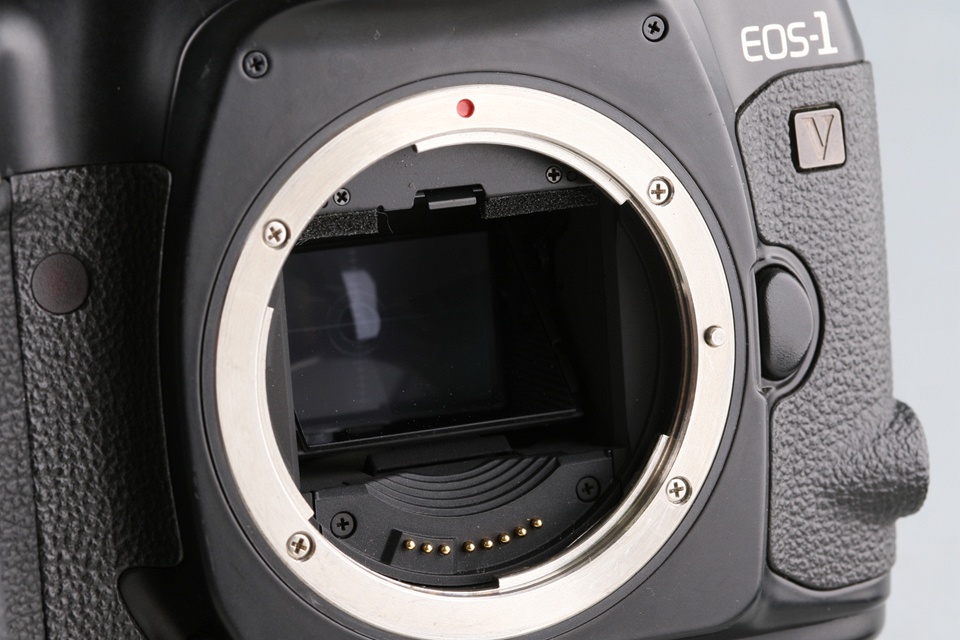 Canon EOS-1V HS 35mm SLR Film Camera #59850E4