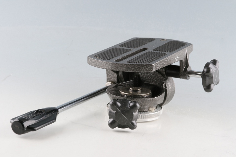 Gitzo G570 Tripod Head + G475 Ballhead + UN Teleholder #59879L10