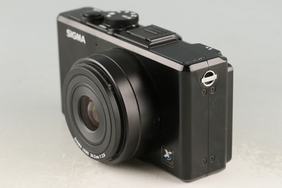 Sigma DP2X Digital Camera #59893D7