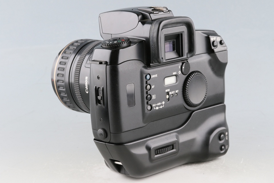 Canon EOS 5 + EF 28-105mm F/3.5-4.5 Lens + VG10 #59928G32