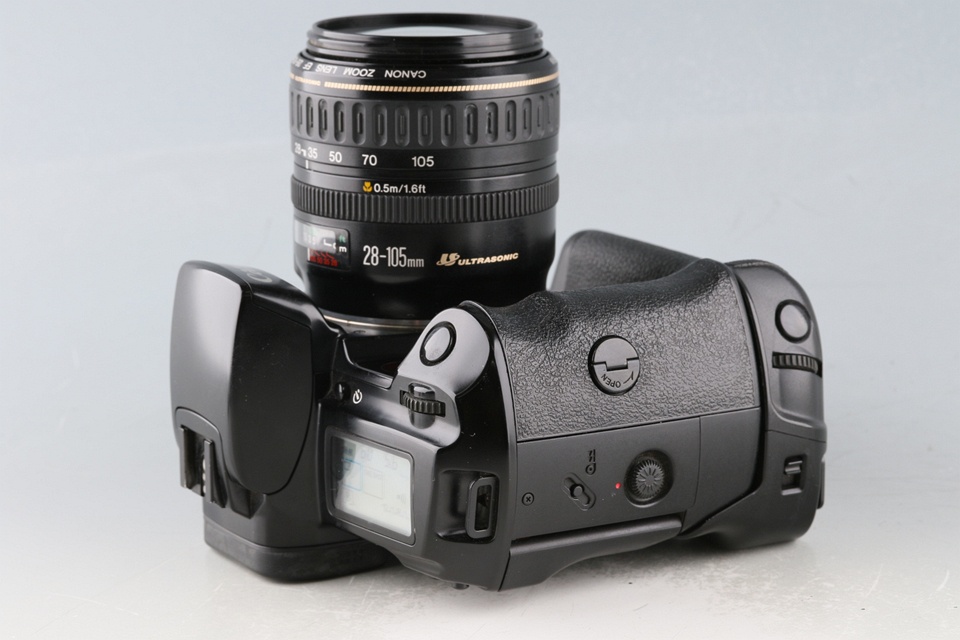 Canon EOS 5 + EF 28-105mm F/3.5-4.5 Lens + VG10 #59928G32