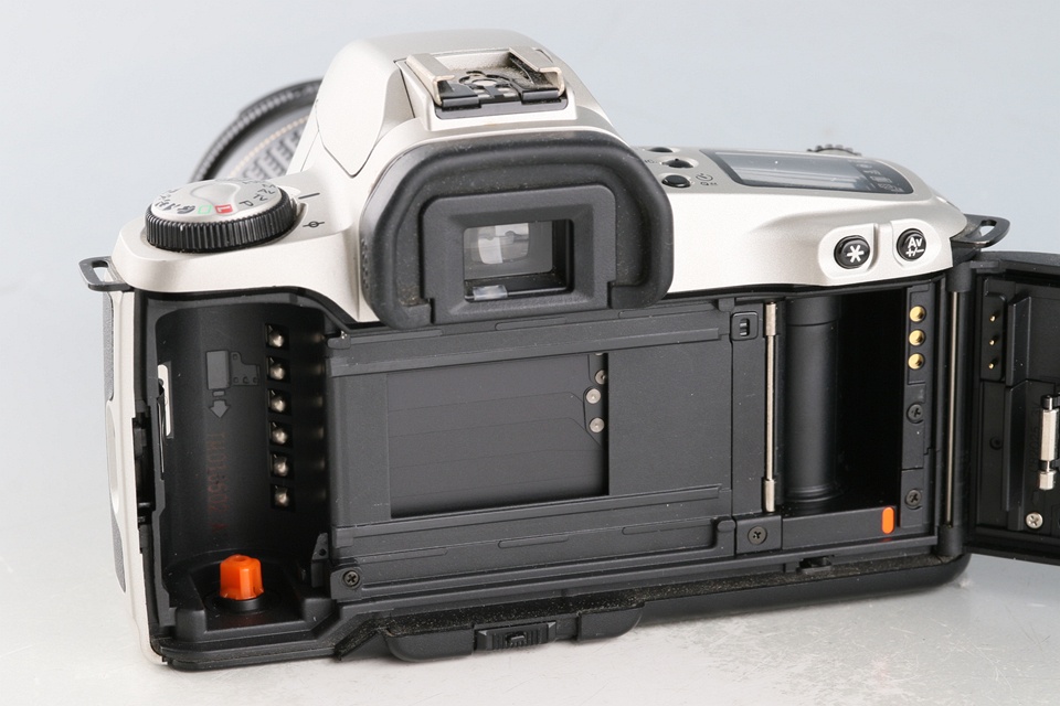 Canon EOS Kiss + EF 28-80mm F/3.5-5.6 IV USM Lens #59929D10