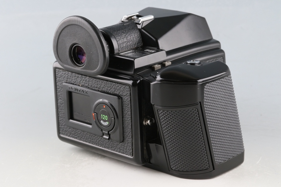 Pentax 645 + SMC Pentax-A 645 75mm F/2.8 Lens #60011F2