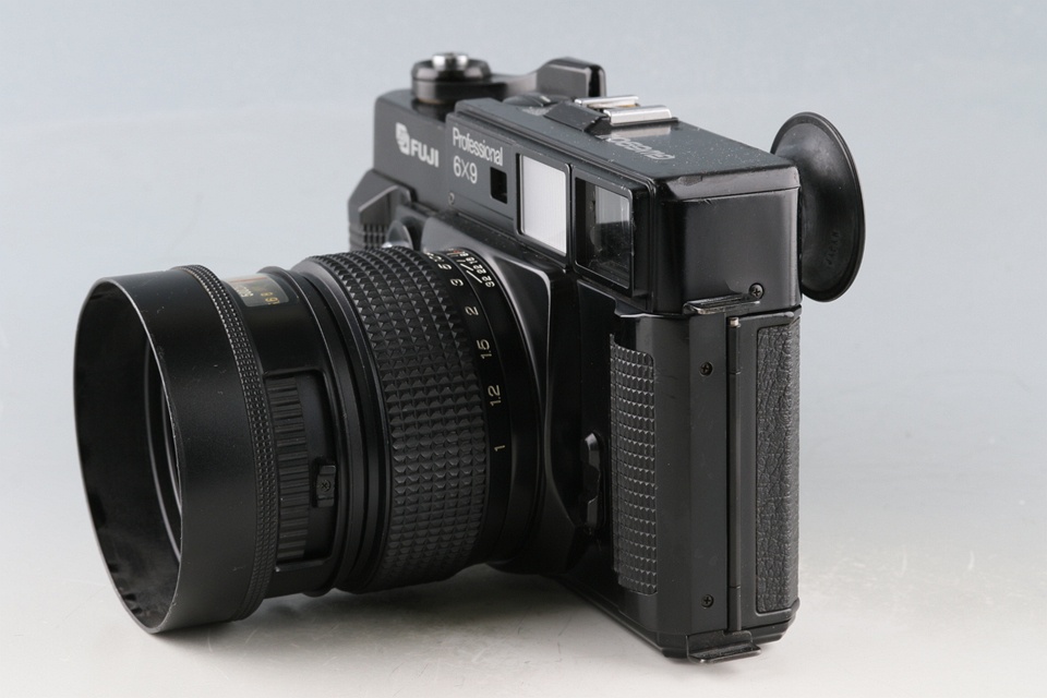 Fuji Fujifilm GW690II Medium Format Film Camera #60013D9