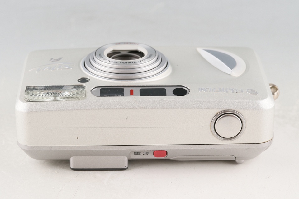 Fujifilm Silvi Fi 35mm Point & Shoot Film Camera #60031D7