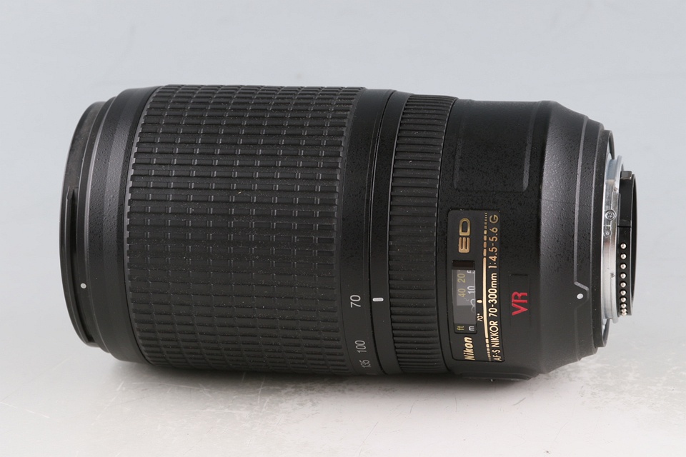 Nikon AF-S Nikkor 70-300mm F/4.5-5.6 G ED VR Lens #60036H23