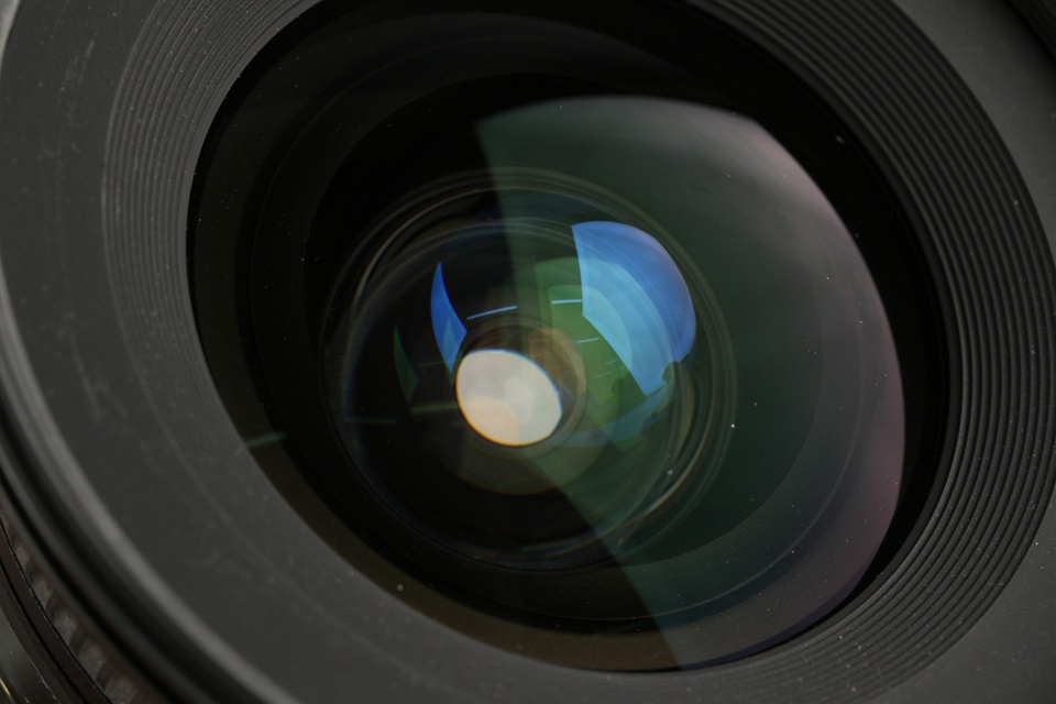 Nikon AF Nikkor 18-35mm F/3.5-4.5 D ED Lens #60037A3