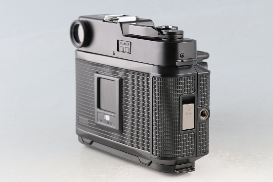 Fuji Fujifilm GS645S Professional Wide60 Medium Format Film Camera With Box #60084L8