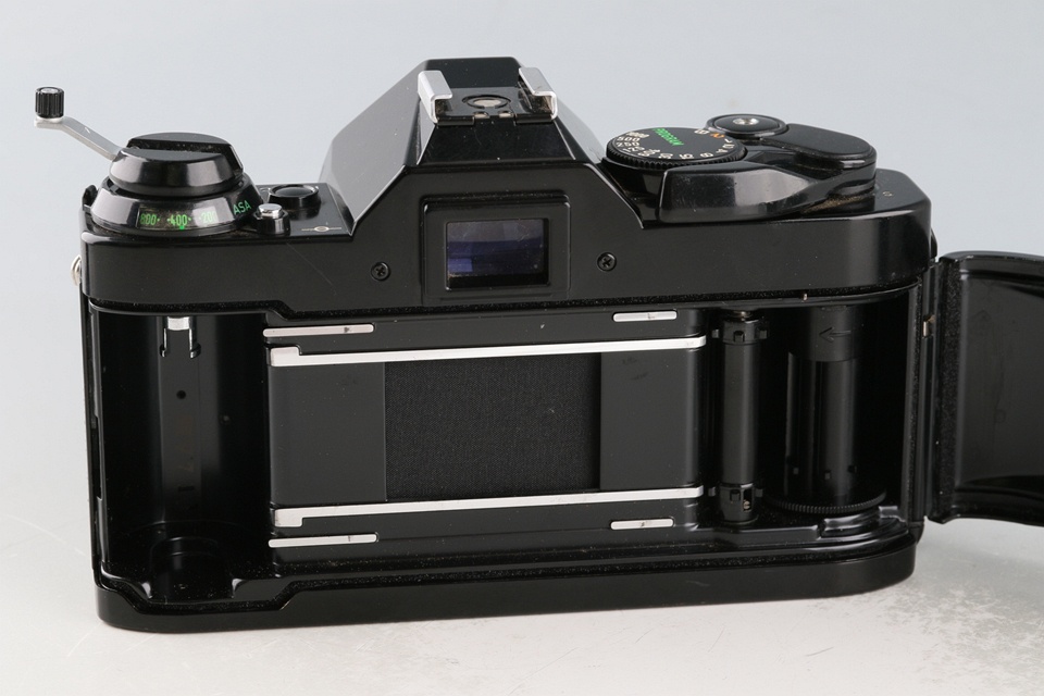 Canon AE-1 Program + FD 50mm F/1.8 Lens #60091D3