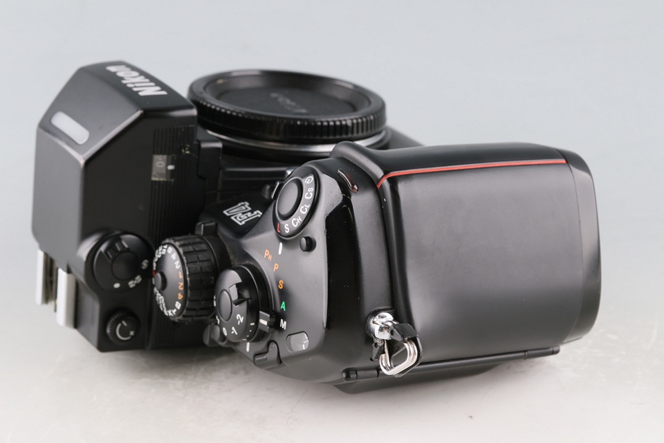Nikon F4 35mm SLR Film Camera #60097D10