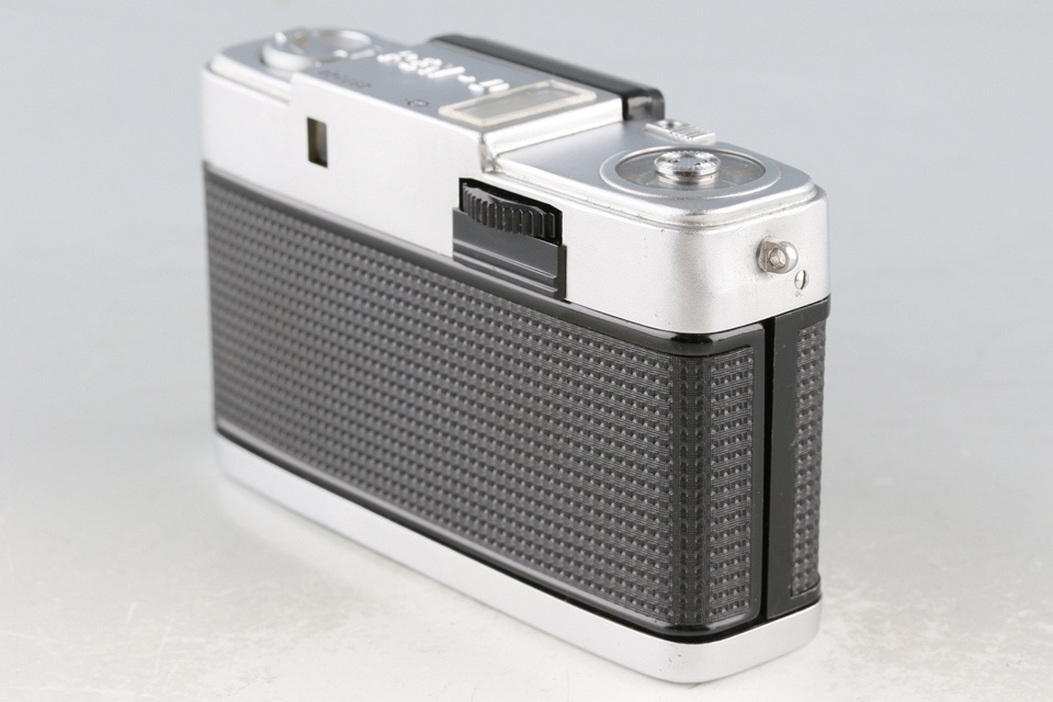 Olympus-Pen D 35mm Half Frame Camera #60105D5