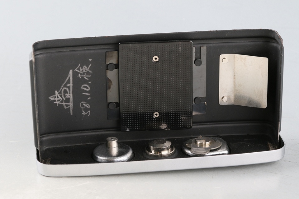 Olympus-Pen 35mm Half Frame Camera #60107D7