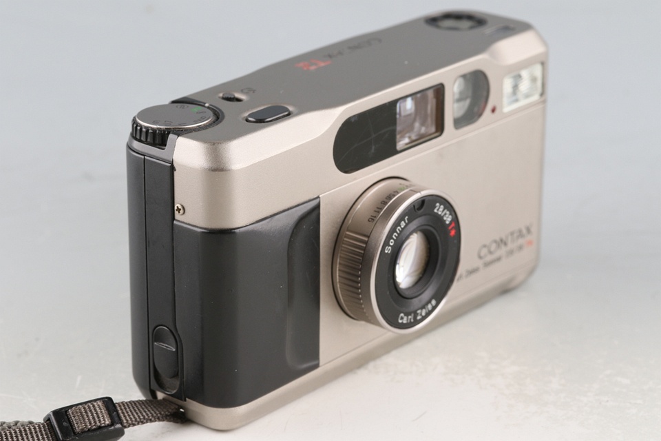 Contax T2 35mm Point & Shoot Film Camera With Box #60149L8