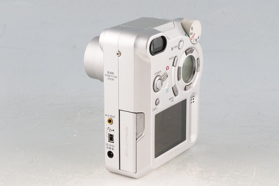 Fujifilm FinePix 6800 Zoom Digital Camera #60155I